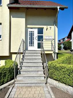 Eingangsbereich Eingangsbereich - Zweifamilienhaus in 74564 Crailsheim mit 215m² kaufen