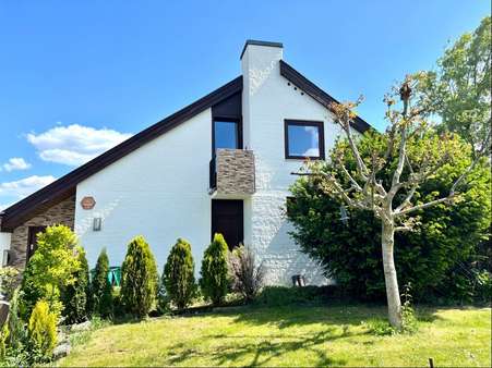 Außenansicht - Einfamilienhaus in 74589 Satteldorf mit 131m² kaufen