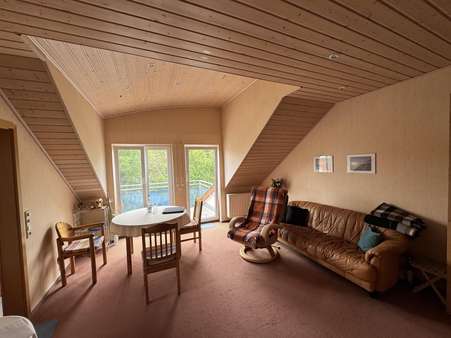 Wohnzimmer Wohnzimmer - Etagenwohnung in 74564 Crailsheim mit 58m² mieten