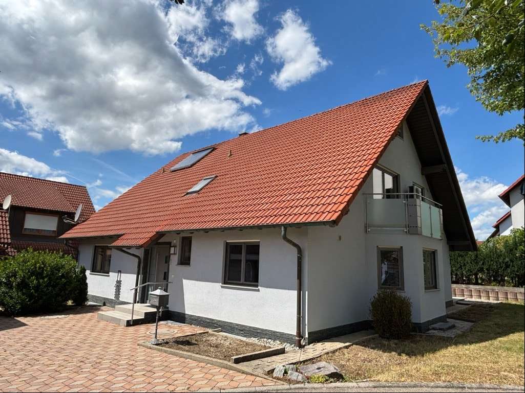 Ansicht Ansicht - Zweifamilienhaus in 74541 Vellberg mit 220m² kaufen