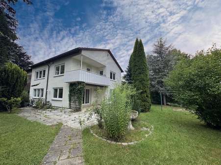 Außenansicht Außenansicht - Doppelhaushälfte in 74523 Schwäbisch Hall mit 215m² mieten
