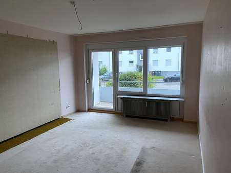 Wohnzimmer - Erdgeschosswohnung in 74523 Schwäbisch Hall mit 78m² kaufen