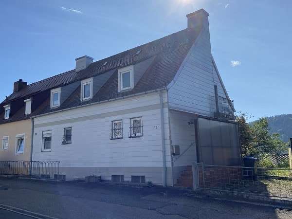 Außenansicht - Doppelhaushälfte in 74405 Gaildorf mit 135m² kaufen