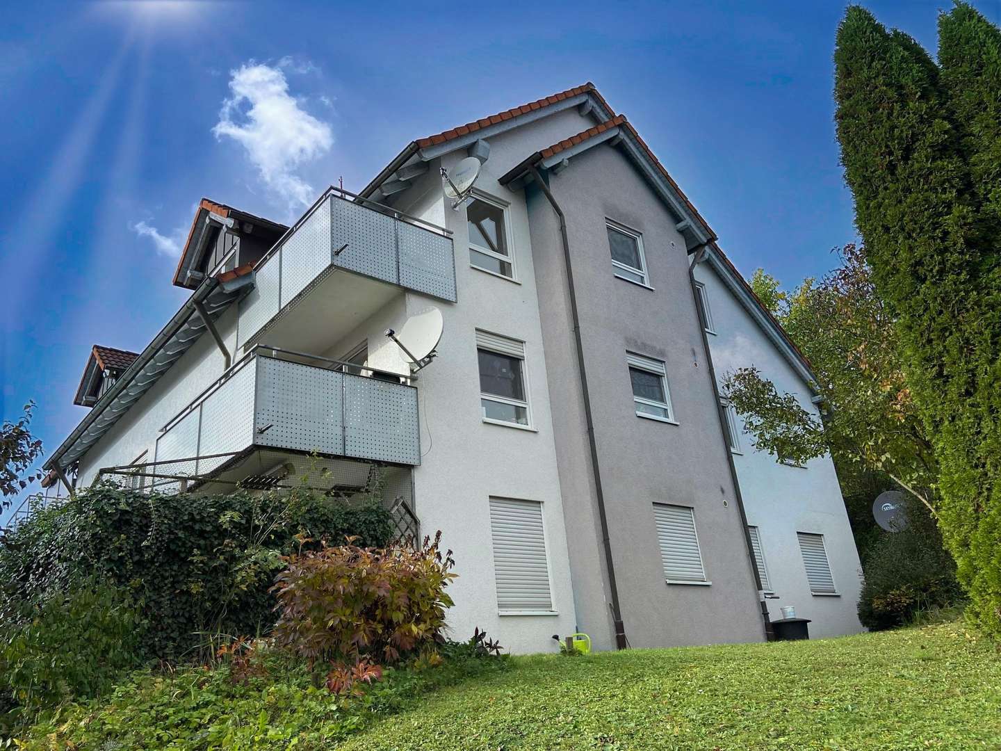 Außenansicht - Dachgeschosswohnung in 74545 Michelfeld mit 100m² kaufen
