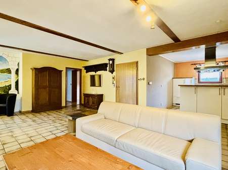 Großer offener Wohn-/Küchenbereich - Zweifamilienhaus in 74564 Crailsheim mit 217m² kaufen