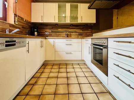 Küche Erdgeschoss - Zweifamilienhaus in 74564 Crailsheim mit 217m² kaufen