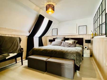 Schlafzimmer Appartement Dachgeschoss - Mehrfamilienhaus in 74594 Kreßberg mit 404m² kaufen