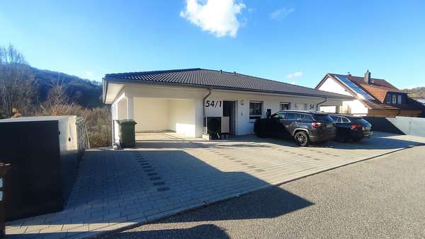 Ansicht Straßenseite - Erdgeschosswohnung in 74670 Forchtenberg mit 90m² kaufen