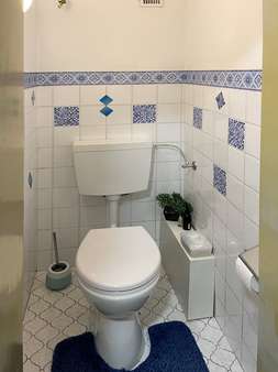 WC - Erdgeschosswohnung in 74613 Öhringen mit 85m² kaufen