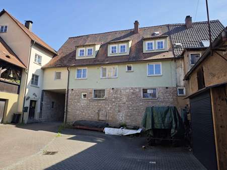 Innenhof Innenhof - Reihenmittelhaus in 74676 Niedernhall mit 158m² kaufen