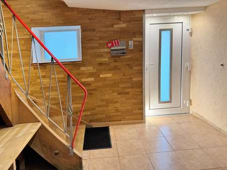 Eingangsbereich im UG - Einfamilienhaus in 74626 Bretzfeld mit 108m² kaufen