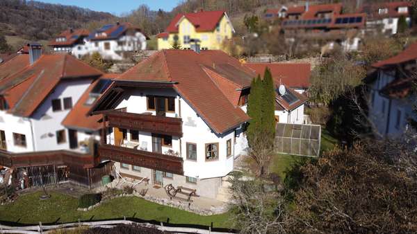 Ansicht von vorne - Einfamilienhaus in 74673 Mulfingen mit 197m² kaufen