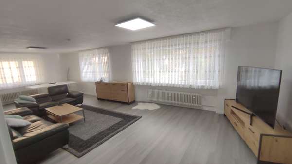 Ess- und Wohnbereich - Etagenwohnung in 74670 Forchtenberg mit 124m² kaufen