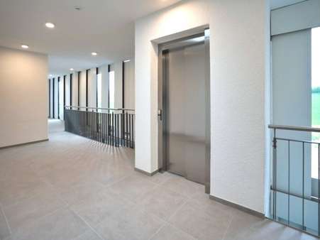 Aufzug - Etagenwohnung in 74613 Öhringen mit 115m² kaufen