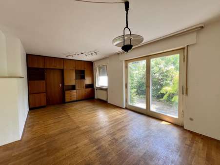 EG Wohn-/Esszimmer - Reihenmittelhaus in 89075 Ulm mit 121m² kaufen