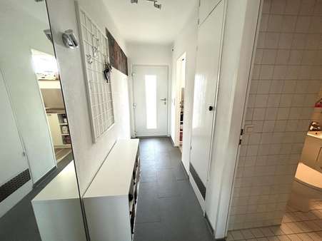 Diele - Etagenwohnung in 89231 Neu-Ulm mit 41m² kaufen