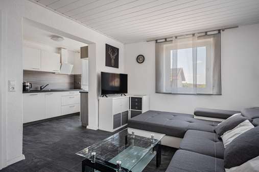 EG Fewo Wohnen - Zweifamilienhaus in 73345 Drackenstein mit 224m² kaufen
