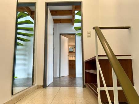 Eingang zur Wohnung - Maisonette-Wohnung in 89233 Neu-Ulm mit 105m² kaufen