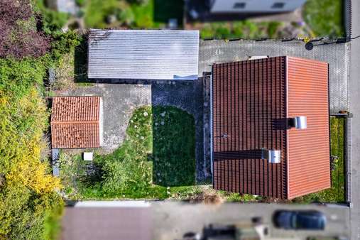 Drohne Draufsicht - Zweifamilienhaus in 89275 Elchingen mit 128m² kaufen