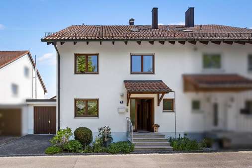 Ansicht Wohnhaus Ansicht Wohnhaus - Doppelhaushälfte in 89079 Ulm mit 180m² kaufen