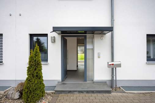 Eingang - Doppelhaushälfte in 89269 Vöhringen mit 145m² kaufen