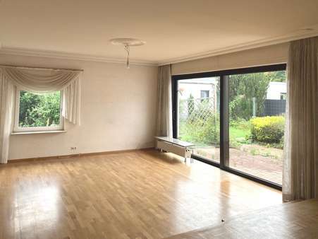 Wohnbereich Wohnbereich - Bungalow in 89231 Neu-Ulm mit 112m² kaufen