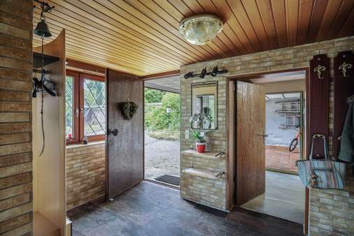Eingangsbereich Eingangsbereich - Bungalow in 89191 Nellingen mit 124m² kaufen