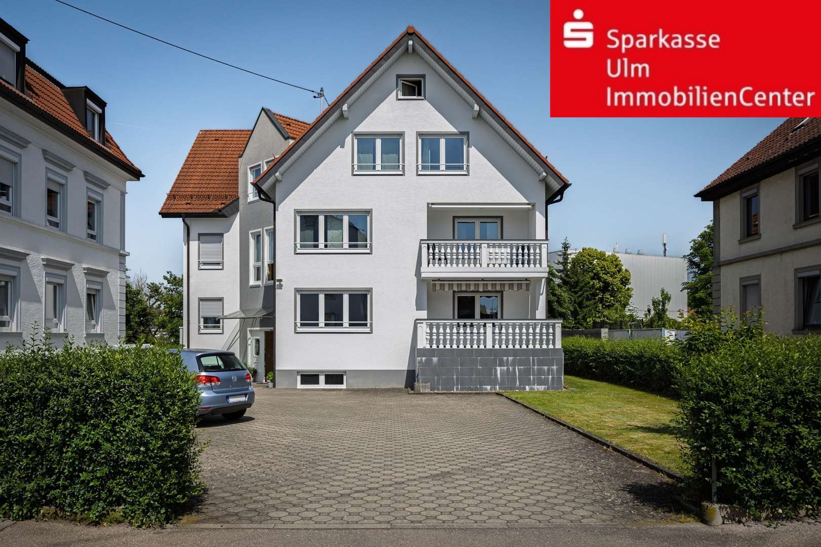 Ansicht Strassenseite Ansicht Strassenseite - Erdgeschosswohnung in 89584 Ehingen mit 71m² kaufen