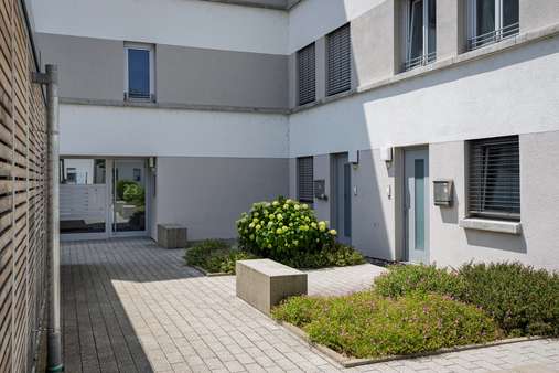 Separater eigener Eingang Separater eigener Eingang - Maisonette-Wohnung in 89134 Blaustein mit 111m² kaufen