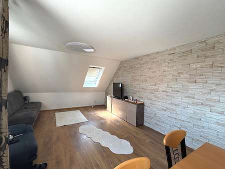 Wohnzimmer - Maisonette-Wohnung in 89160 Dornstadt mit 71m² kaufen
