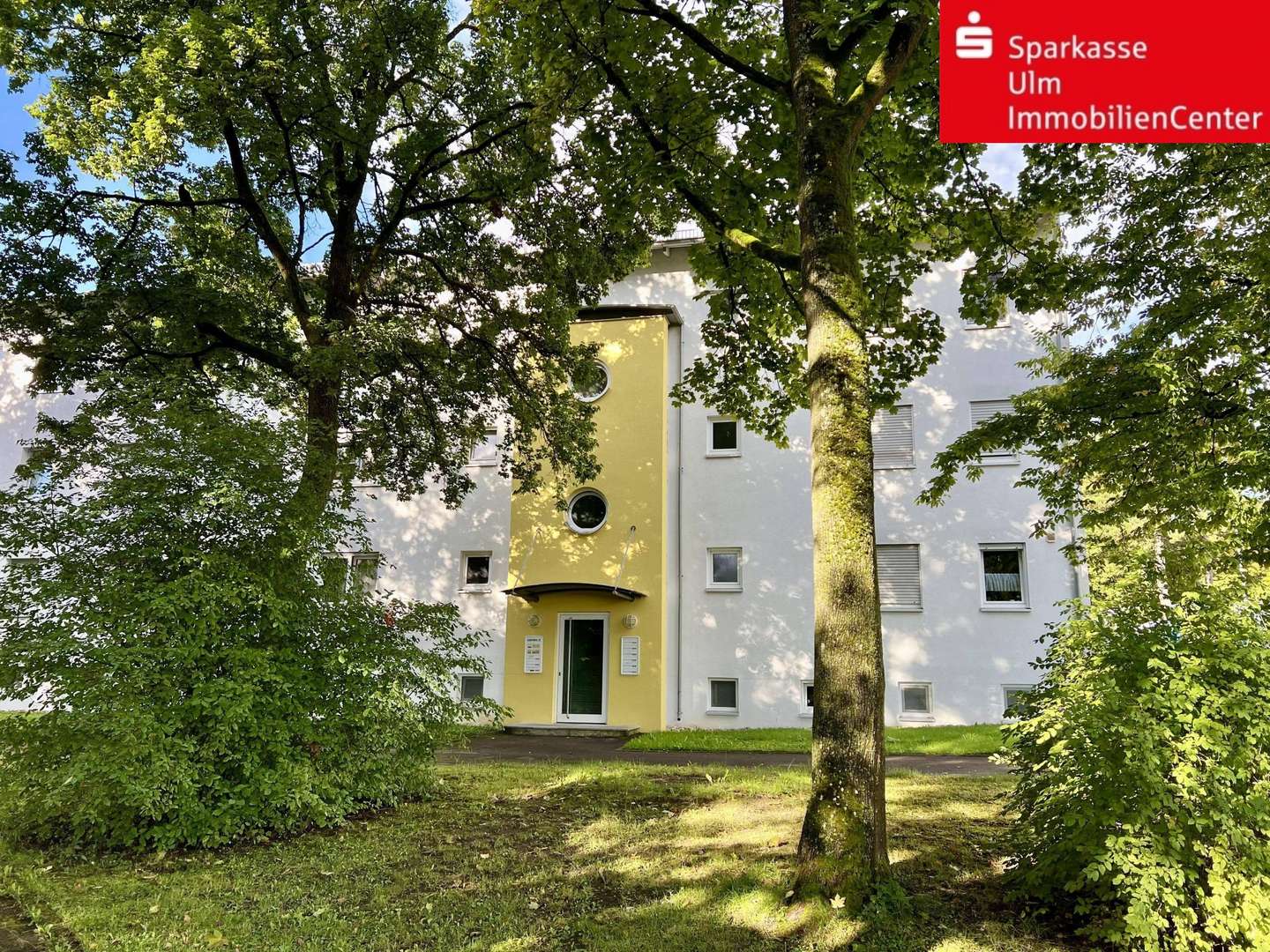 Ansicht Hauseingang - Osten - Etagenwohnung in 89075 Ulm mit 54m² kaufen