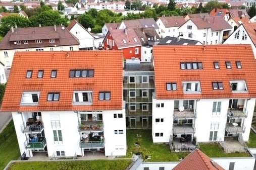 Ansicht vom Garten - Maisonette-Wohnung in 89584 Ehingen mit 84m² kaufen
