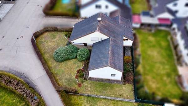 Luftbild - Einfamilienhaus in 72535 Heroldstatt mit 113m² kaufen