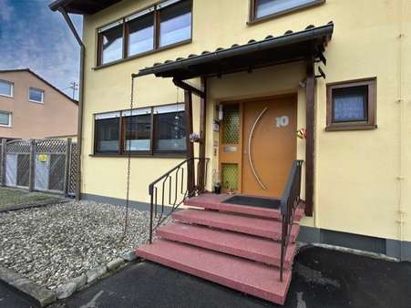 Außenansicht Hauseingang - Doppelhaushälfte in 89155 Erbach mit 159m² kaufen