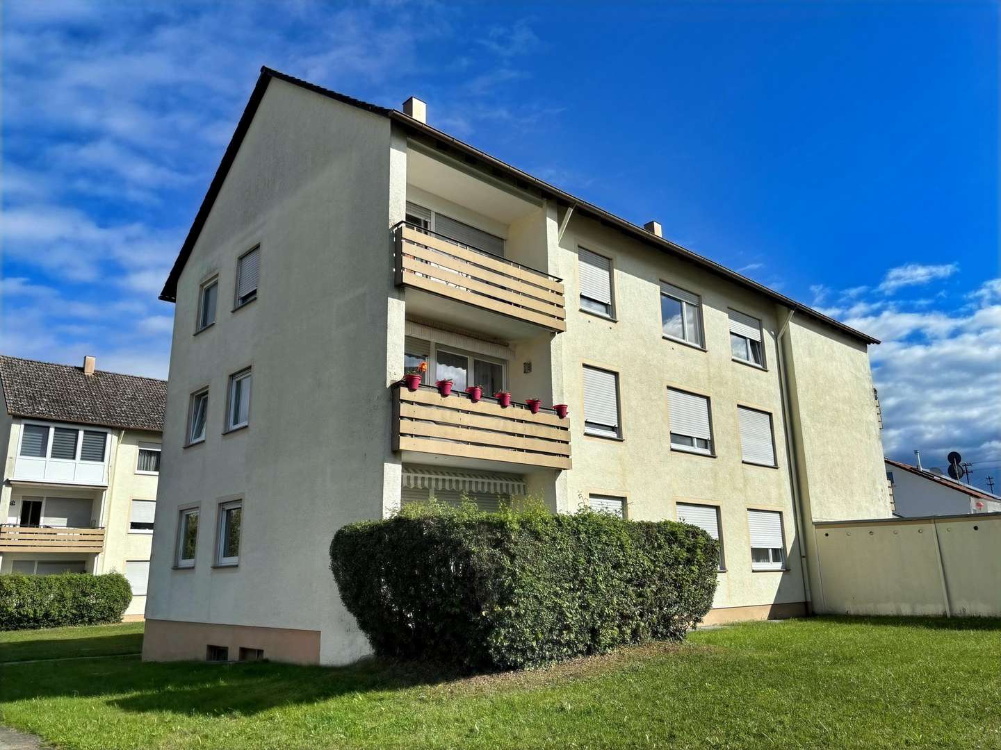 Außenansicht - Erdgeschosswohnung in 89537 Giengen mit 70m² kaufen