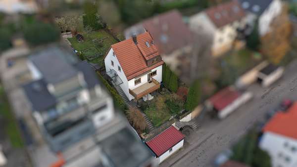 Straßenansicht - Doppelhaushälfte in 89520 Heidenheim mit 92m² kaufen