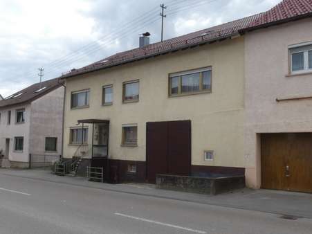 Außenansicht Außenansicht - Einfamilienhaus in 89555 Steinheim mit 215m² kaufen