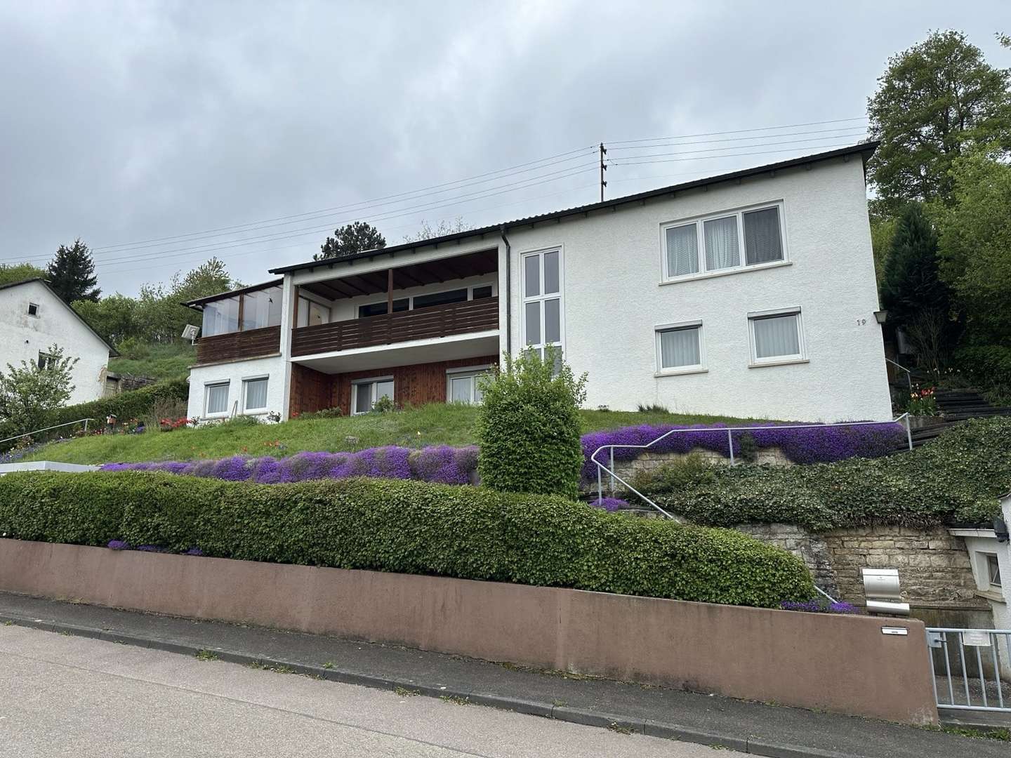 Außenansicht - Zweifamilienhaus in 89537 Giengen mit 233m² kaufen