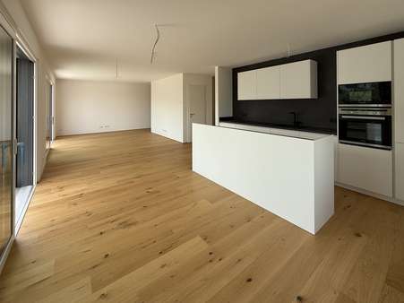 Wohn- und Esszimmer - Etagenwohnung in 89555 Steinheim mit 124m² kaufen