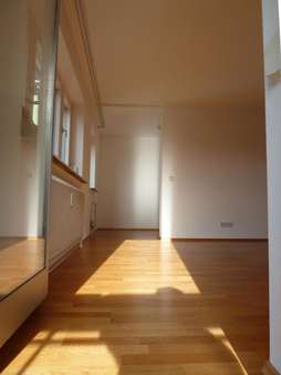 Wohnzimmer - Etagenwohnung in 89520 Heidenheim mit 51m² kaufen