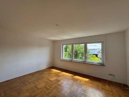 Wohnzimmer Erdgeschoss Wohnzimmer Erdgeschoss - Zweifamilienhaus in 89564 Nattheim mit 159m² kaufen