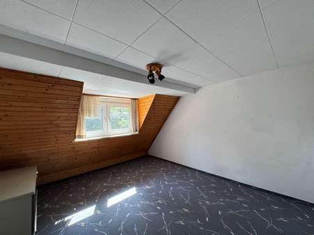 Zimmer Obergeschoss Zimmer Obergeschoss - Doppelhaushälfte in 89542 Herbrechtingen mit 143m² kaufen