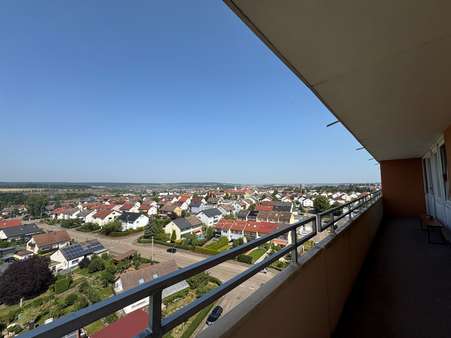 Ausblick/ Balkon - Etagenwohnung in 89537 Giengen mit 83m² kaufen