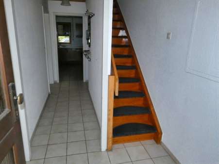 Aufgang ins OG - Einfamilienhaus in 89520 Heidenheim mit 130m² kaufen