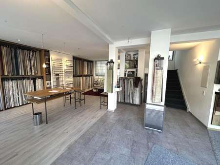 Laden EG - Sonstige in 72805 Lichtenstein mit 156m² kaufen