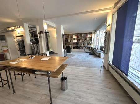 Laden EG - Sonstige in 72805 Lichtenstein mit 156m² kaufen