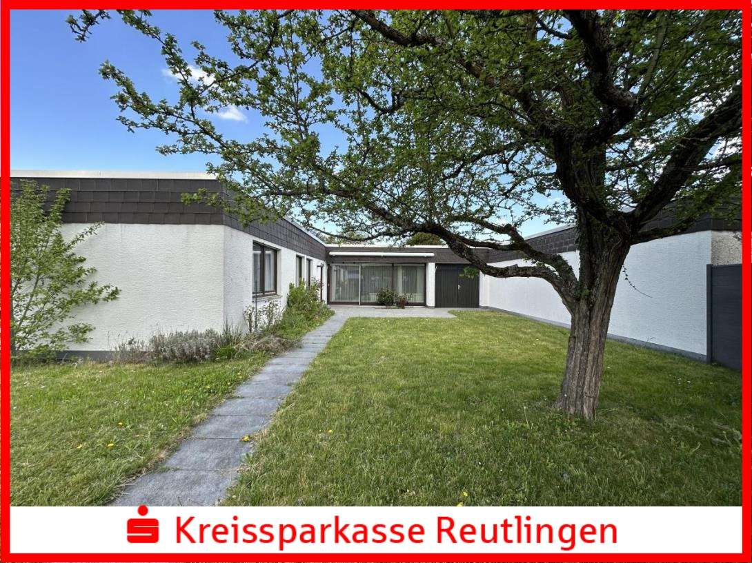 Titelbild - Reihenendhaus in 72762 Reutlingen mit 160m² kaufen
