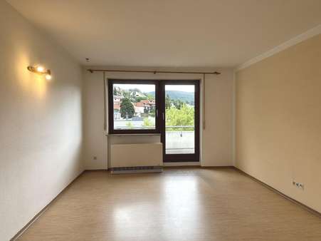Wohnzimmer Wohnzimmer - Etagenwohnung in 72574 Bad Urach mit 58m² kaufen