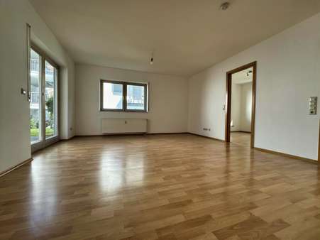 Wohn-/ Essbereich Wohn-/ Essbereich - Erdgeschosswohnung in 72764 Reutlingen mit 62m² kaufen