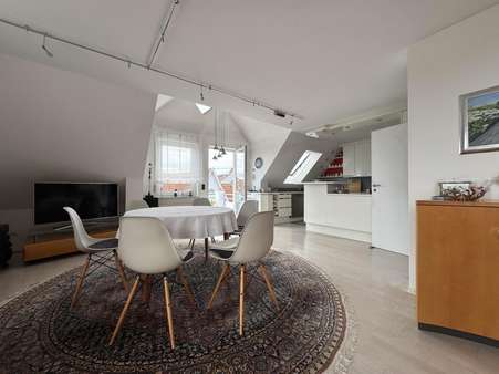 Essbereich Essbereich - Dachgeschosswohnung in 72124 Pliezhausen mit 127m² kaufen
